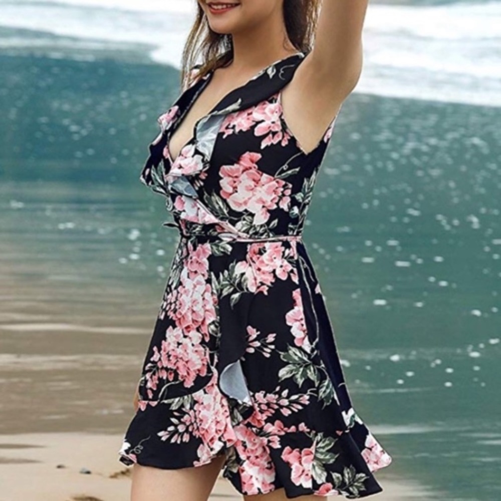 Floral Print Deep V-Neck Casual Mini Dress NWT